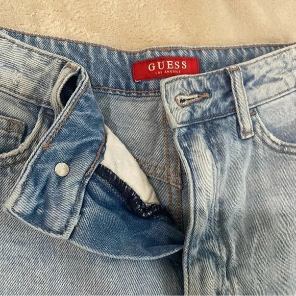 Guess denim distressed short in light blue washed casual Size 26 - Picture 2 of 13